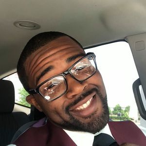 Meet your Posher, Johnathan